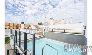 Dachwohnung in Triana Casco Antiguo. Ático de obra nueva en triana con vistas a la giralda  345.000