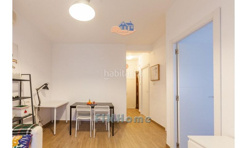 Foto a186110c-a9c9-4ff5-a296-c17a478d751d. Pis a Triana Este Sevilla