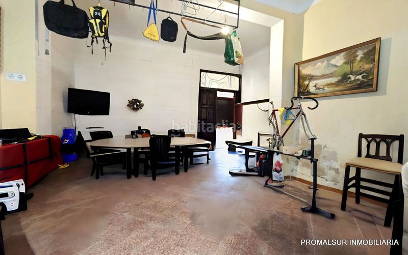 Foto c075ab83-df21-47a9-980d-bc9e842dd8da. Local comercial a Puente Genil