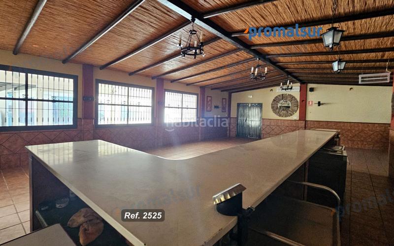 Foto 290c1186-b9c6-47d4-8278-ff763c87a8d6. Lloguer local comercial a Puente Genil