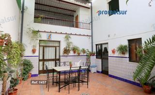 Haus  Menendez pelayo. Casa en venta en puente genil, 5 dormitorios.