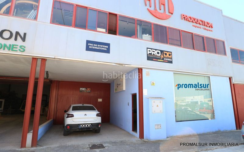 Foto 946eaab7-d125-40d8-9cf1-454c58db4e52. Nau industrial a Casariche