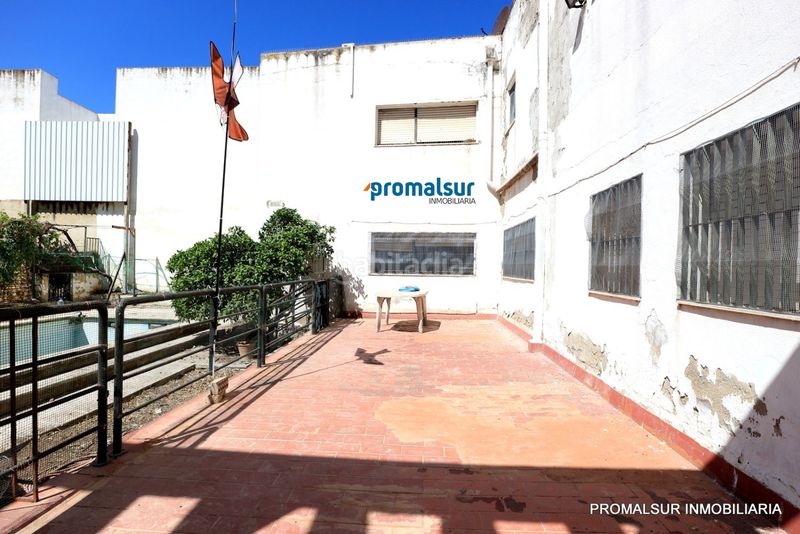 Foto 091233bd-7bb9-43c8-9c0f-a5a588717d8a. Casa amb aparcament piscina a Puente Genil