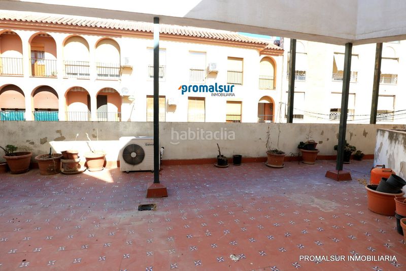 Foto aae49f23-cf22-4683-ba2d-626891edea2a. Casa amb aparcament piscina a Puente Genil