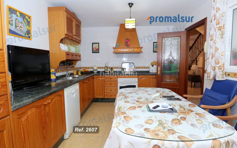 Foto 268e0220-f69c-4b19-823b-a77cb6966867. Casa amb aparcament a Puente Genil