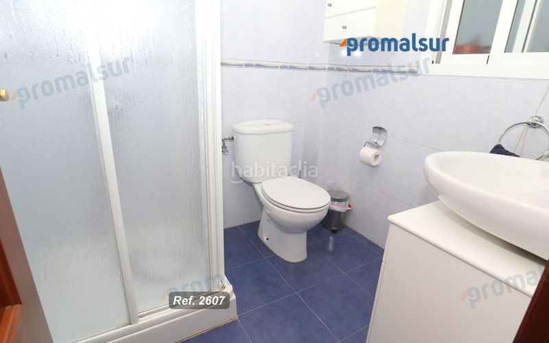 Foto c37f9740-4214-45a3-a030-77c941411523. Casa amb aparcament a Puente Genil