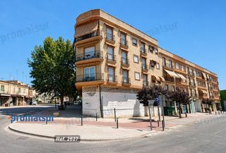 Pis a Puente Genil. Piso en venta en puente genil, 3 dormitorios.