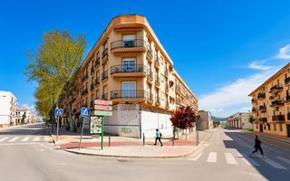 Etagenwohnung in Puente Genil. Piso en venta en puente genil, 3 dormitorios.