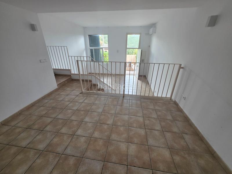 Foto 8d415f01-4b40-447e-95e1-1aa05e92a654. Rent semi detached house with heating parking pool in Calvià