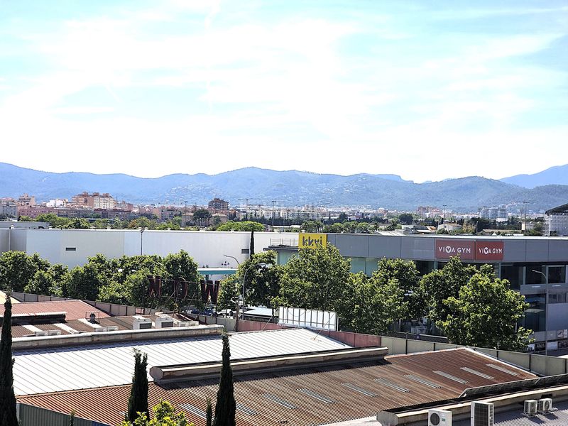 Foto a0f0ffbd-c78c-416e-b565-addd9ff4bb3b. Pis amb calefacció piscina a Son Cladera Palma de Mallorca