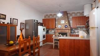 Masia  Pataura. Vivienda rural con vistas espectaculares a 2 minutos de la ronda