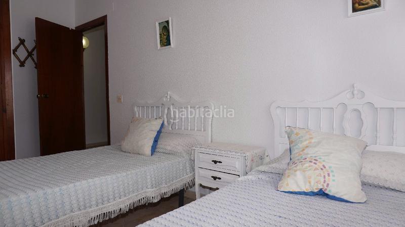 Foto 4391df09-333c-4395-9a9e-61cc3aa2d8fc. Alquiler piso solo estudiantes. piso de 3 dormitorios amueblado, luminoso y con buenas vistas cerca del centro en Motril