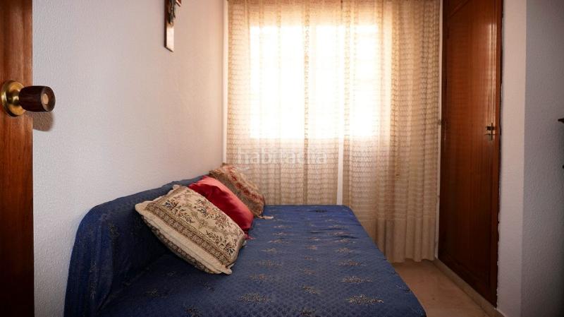 Foto bd79f43d-44a2-4cd1-9275-a1952aea015c. Alquiler piso solo estudiantes. piso de 3 dormitorios amueblado, luminoso y con buenas vistas cerca del centro en Motril