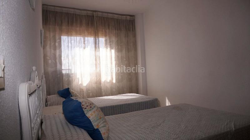 Foto dbdab135-aff1-43df-a0e6-c7cb0ab96367. Alquiler piso solo estudiantes. piso de 3 dormitorios amueblado, luminoso y con buenas vistas cerca del centro en Motril