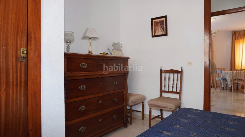 Foto de126371-8735-4041-bc84-6a5f0c9339e4. Alquiler piso solo estudiantes. piso de 3 dormitorios amueblado, luminoso y con buenas vistas cerca del centro en Motril