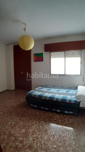 Foto c6f896fd-01e6-43f7-baa8-3db464d11401. Piso amplio piso para reformar en calle nueva en Motril ciudad Motril