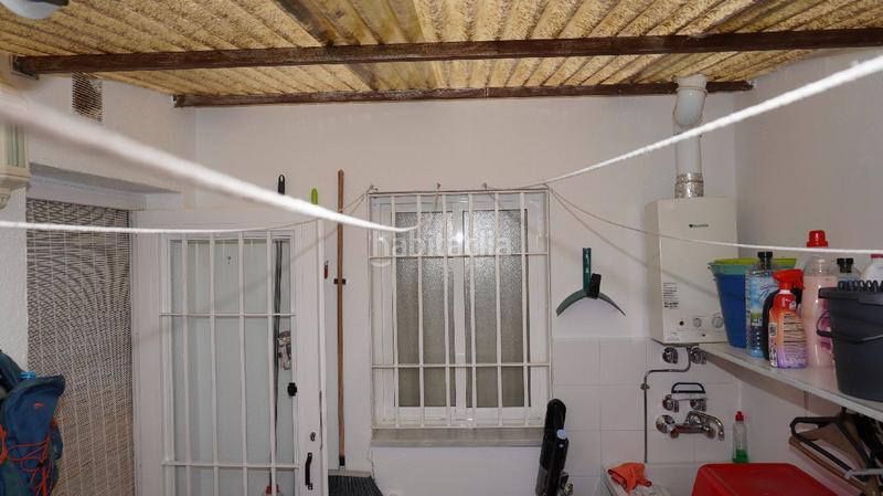 Foto 442ac7ef-1d4c-4270-a3b2-6efb20164447. Casa adosada amplia casa agrupada de 198 m2 en calle amadeo nervo en Motril