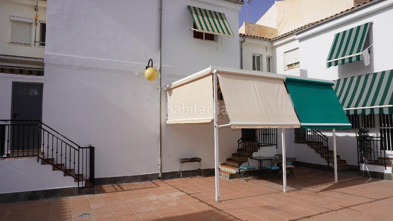 Foto 51064afa-0790-4edc-aaf1-b9d545fd80dc. Casa adosada amplia casa agrupada de 198 m2 en calle amadeo nervo en Motril