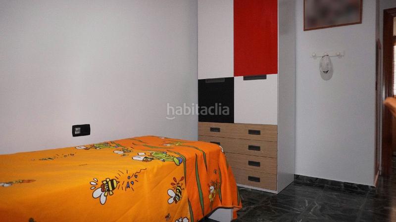 Foto f1b7b1ba-d8d7-426a-9313-66c05c908446. Casa adosada amplia casa agrupada de 198 m2 en calle amadeo nervo en Motril