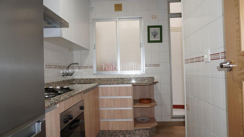 Foto a6542b30-4194-4a8a-830c-096b79e8d849. Alquiler piso  en Torrenueva disponible para temporada escolar en primera línea de playa con tres dormitorios en Motril