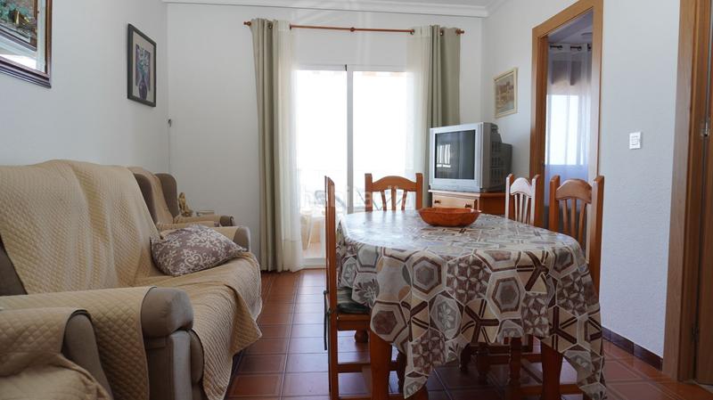 Foto c6e35e90-db30-448f-8ee6-c494287a930b. Alquiler piso  en Torrenueva disponible para temporada escolar en primera línea de playa con tres dormitorios en Motril