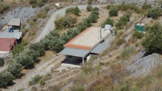 Masía en Los Tablones - La Garnatilla. Apero en finca de secano en los tablones con posibilidad de util