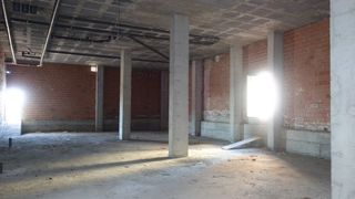 Miete Geschäftsraum in Motril  ciudad. Local comercial divisible junto al puente del toledano