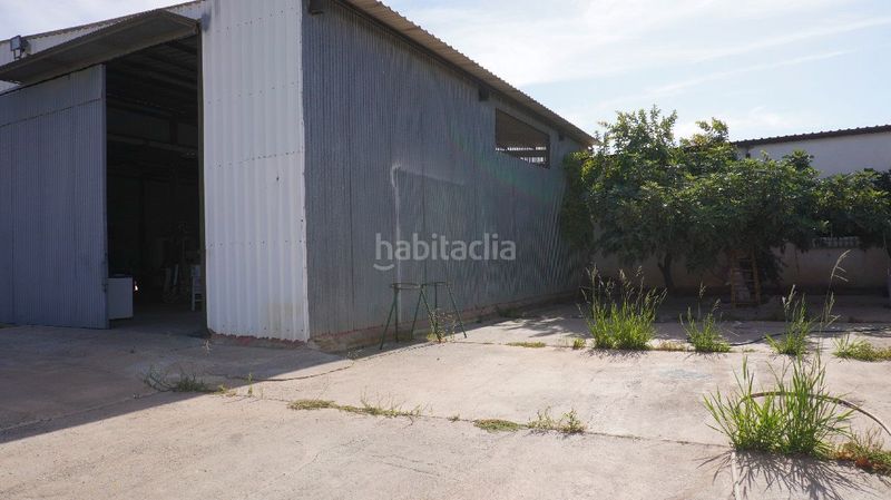Foto 3022e835-d4bb-4f1e-9932-1e5b9cc30436. Industrial building in Playa de Granada Motril