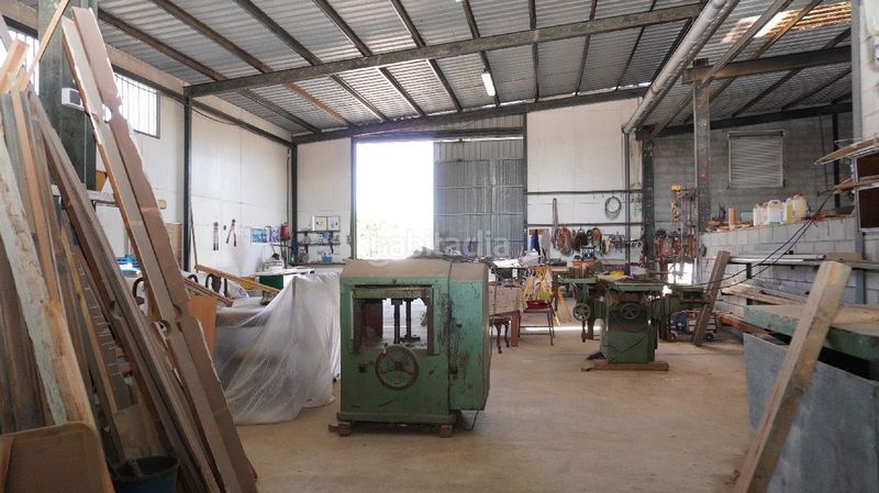 Foto e4abcd47-8290-4ee7-9fc8-31686e55fb29. Industrial building in Playa de Granada Motril