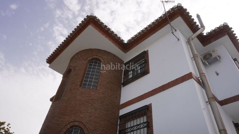 Foto ac41a5c3-478e-4474-ad1a-75e85c506e53. Casa a los cerezos a Gójar
