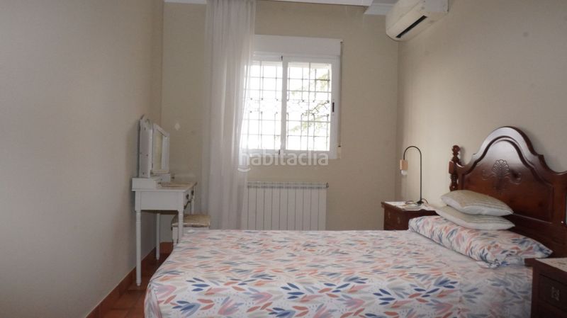 Foto ad199dd8-bab2-4da3-83ea-f17aa08003cf. Casa a los cerezos a Gójar