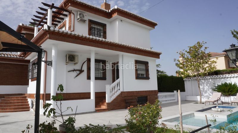 Foto b0dd3d4d-7c05-4892-ab8c-f0f4a40fb540. Casa a los cerezos a Gójar