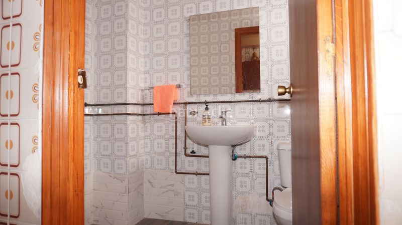 Foto ce0b6083-cbbc-48c3-8d83-d101d0869a6b. Casa adossada a Motril ciudad Motril
