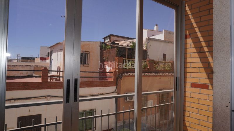 Foto f95a1537-caf9-4d07-b438-d5a00b2e82f6. Casa adossada a Motril ciudad Motril