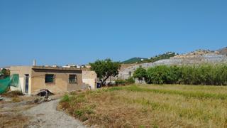 Terreny residencial  Sus mot-3. Siete marjales de suelo urbanizable en sus mot3