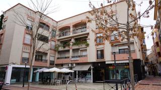 Parking coche  Cruz verde. Cochera en edificio marquesa