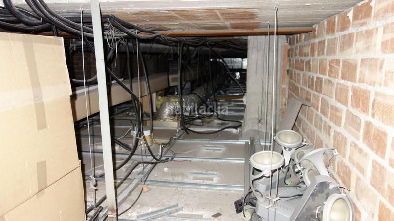 Foto 18d07c67-e7c8-41e2-bd1f-7fe9f703d495. Local comercial local céntrico ideal para tienda en Motril