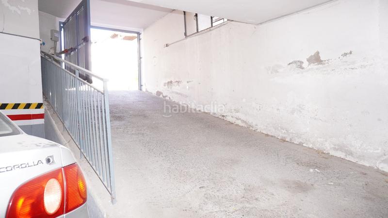 Foto a5d0c4d1-d978-42b2-bef0-06ff907cbe8e. Autoparkplatz in Motril ciudad Motril