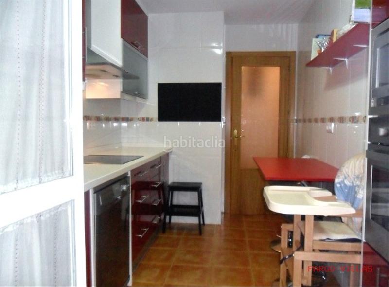 Foto 347bf82f-4448-491b-991f-09cc3d891a3d. Apartament a Centro Salobreña