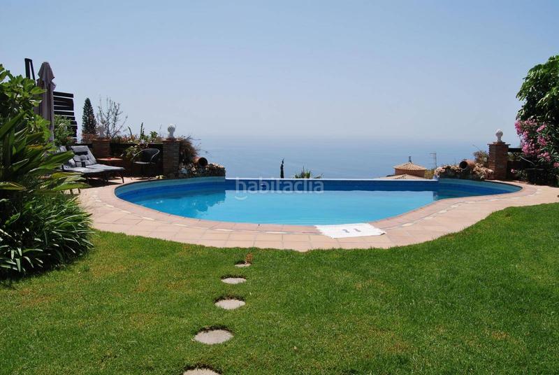 Foto b071b884-20e9-4c23-b3d6-743fa92186d1. Chalet en Monte los Almendros - El Pargo - Costa Aguilera Salobreña