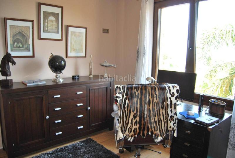 Foto 2ed9cd28-ebb2-42ae-8fca-b96a990053b4. Chalet con riscaldamento parcheggio piscina in Monte los Almendros - El Pargo - Costa Aguilera Salobreña