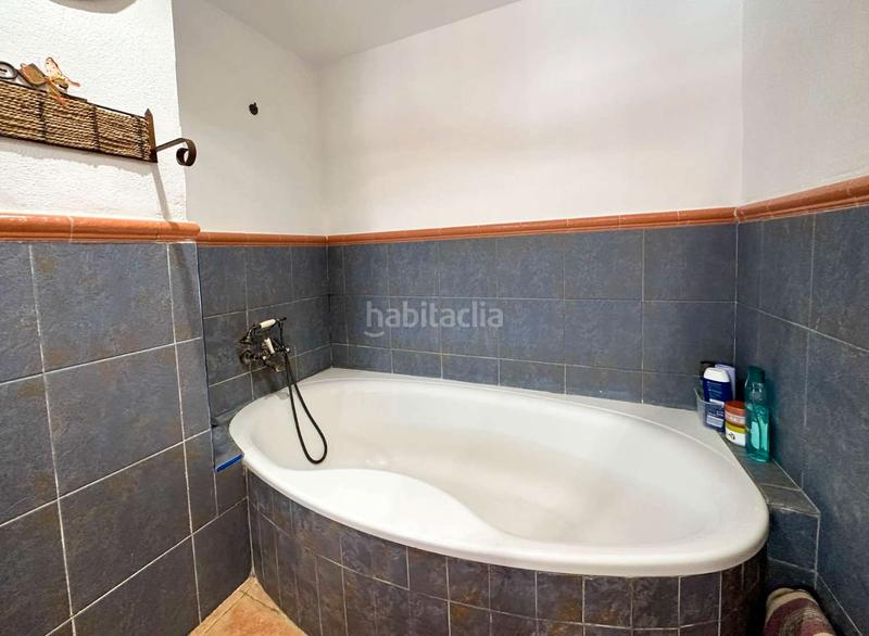 Foto e2301f04-3665-461a-8941-f08d331cc766. Masía en Centro Salobreña