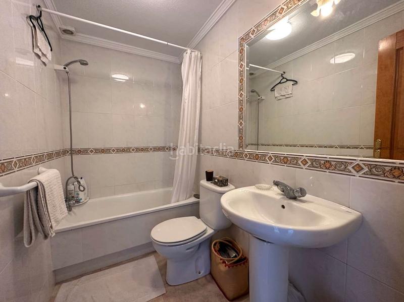 Foto f71e193c-449c-485b-8274-eb85734926a9. Location chalet avec chauffage parking piscine dans Salobreña