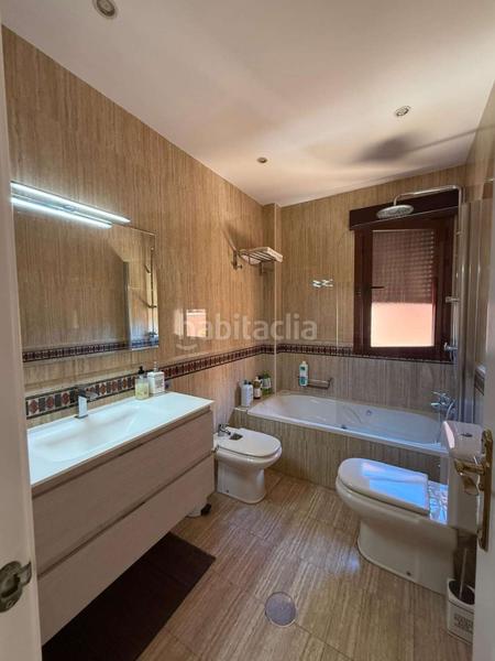 Foto b67507a3-73e7-4c16-bf79-9c49c8bb6ee0. Semi detached house with pool in Playa de Granada Motril