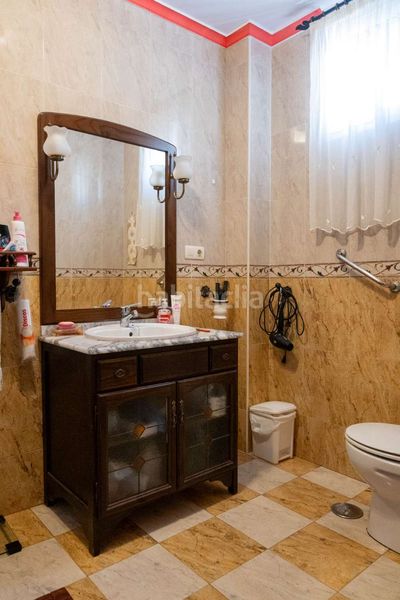Foto e878d1df-0a84-4fba-9265-0acdccd36419. Casa amb piscina a Molvízar