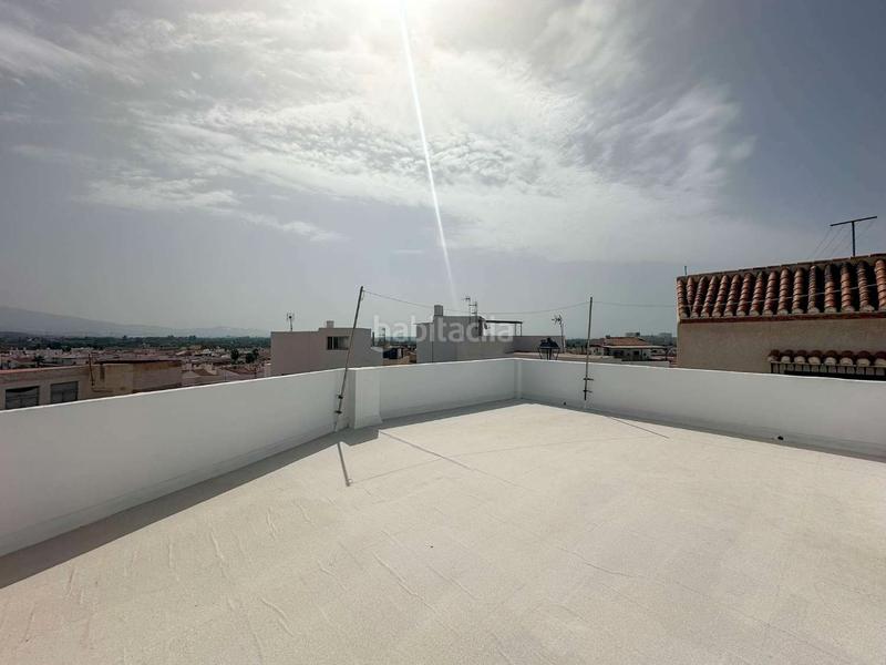 Foto d67025f1-0557-4a77-a34e-ee2771c0314e. Lloguer casa aparellada a Centro Salobreña