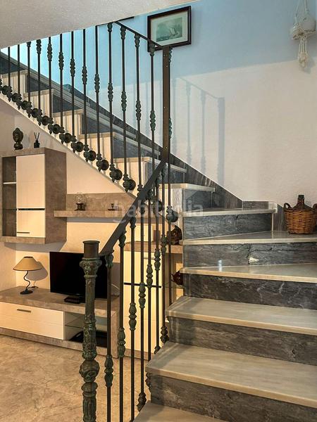 Foto 678955d4-db62-4841-88ac-ce151549be6d. Alquiler casa pareada en Centro Salobreña