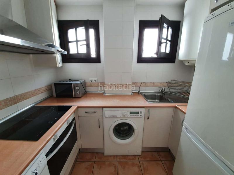 Foto ea46fe87-c981-4dd1-b215-a559af46a566. Apartament amb piscina a Vélez de Benaudalla