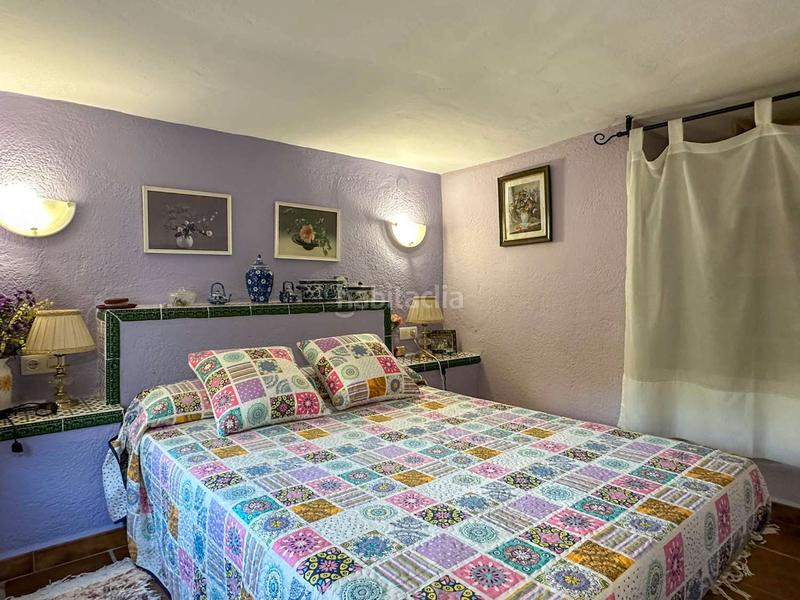 Foto 3fd2c0fe-0276-47cf-a166-47fd271d45a2. Masía en Guájares (Los)