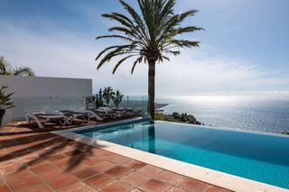 Chalet  N/a